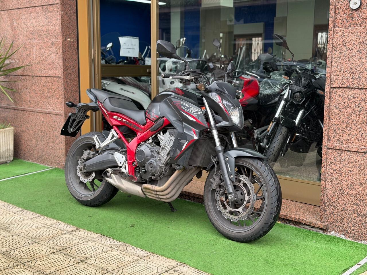 Honda CB 650 F tua a soli 48€