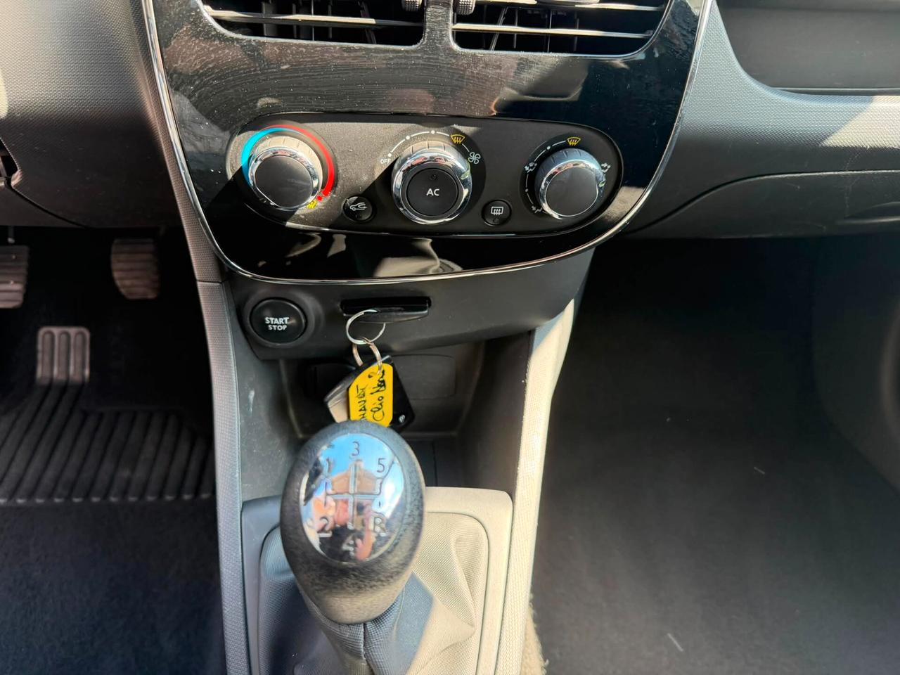 Renault Clio 1.5 dCi 8V 75CV 5 porte Costume National