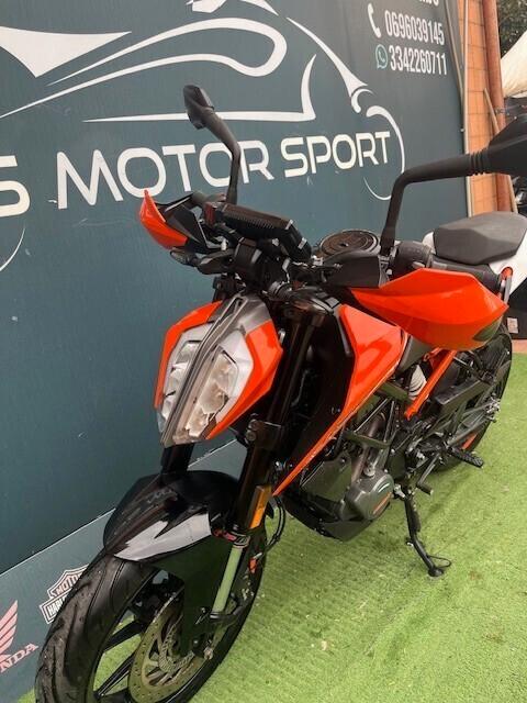 KTM Duke 125 GARANZIA PERMUTE FINANZIAMENTO