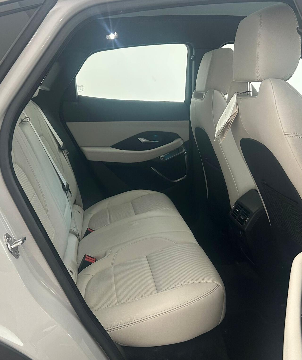 Jaguar E-Pace 2.0D 150 CV AWD aut. R-Dynamic SE