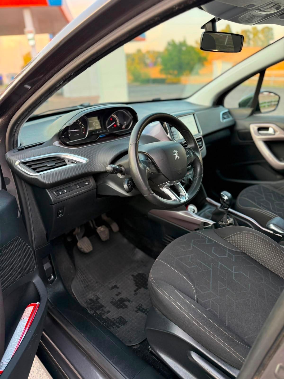 Peugeot 2008 PureTech 82 Allure