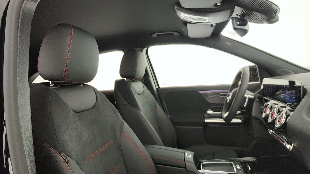 Mercedes-Benz GLA 200 d automatic