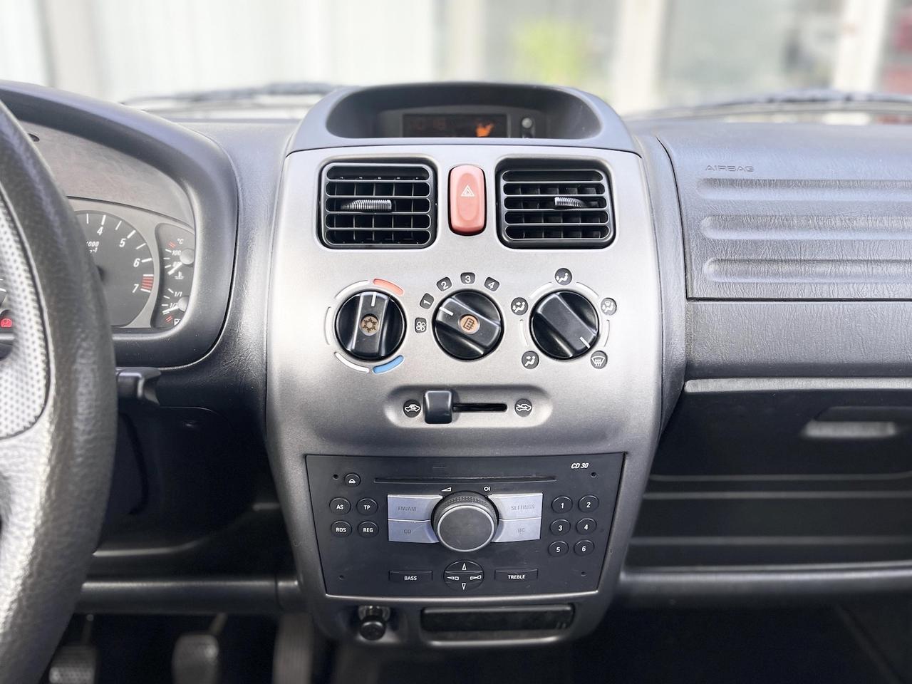 Opel Agila 1.2 Benzina 80CV E4 Neo - 2005