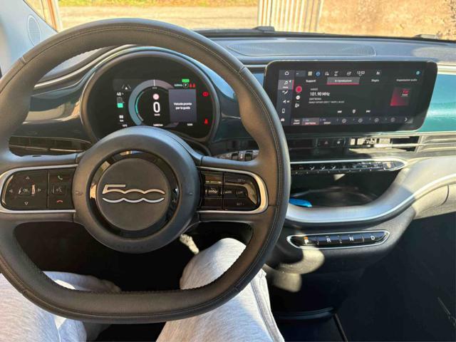 FIAT 500e 3+1 42 kWh Icon