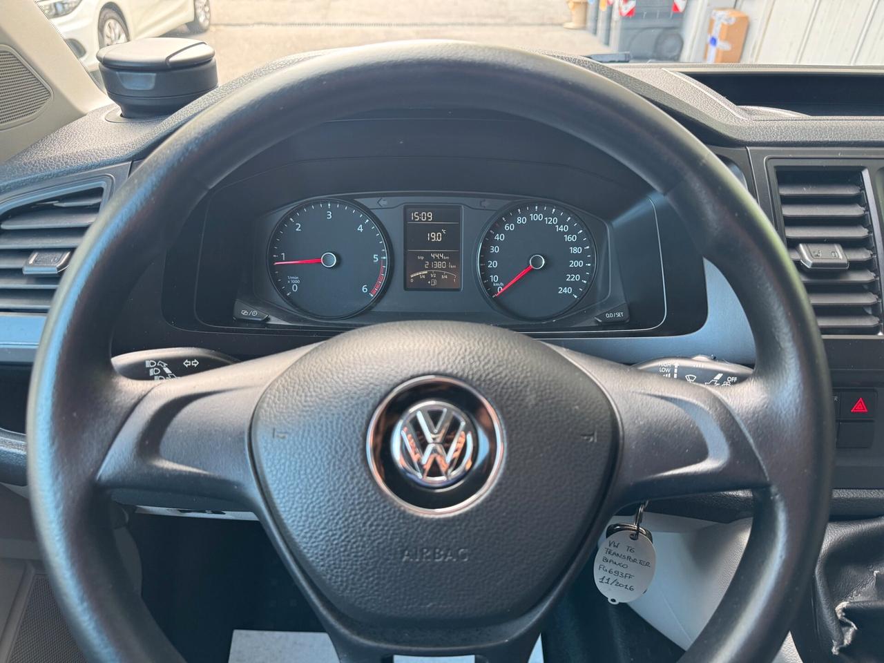 Volkswagen T6 Transporter 2.0TDI UNIPR GARANZIA24M