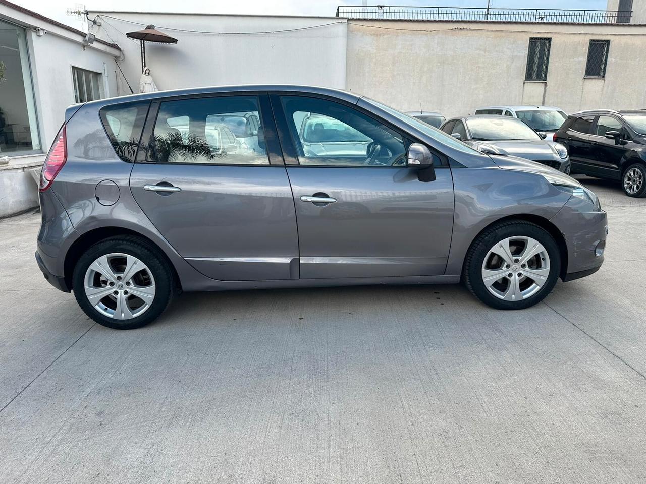 Renault Scenic 1.5 dCi 110CV Dynamique