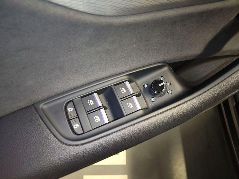 Audi Q8 Q8 3.0 tdi mhev S line edition quattro 286cv tiptronic