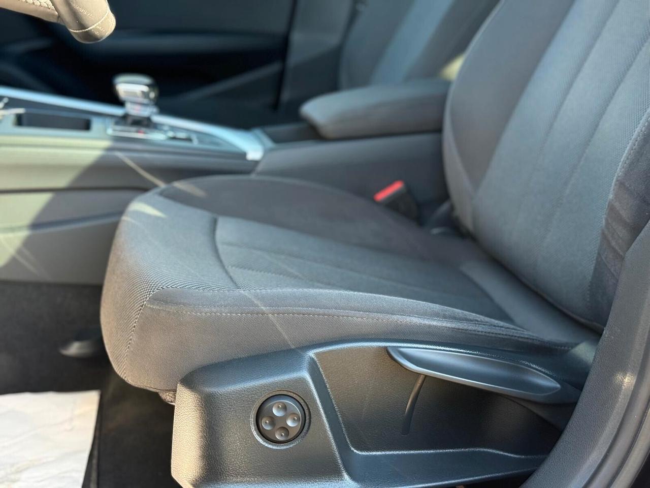 Audi A4 2.0 TDI HYBRID Advanced Edition s-tronic + Matrix