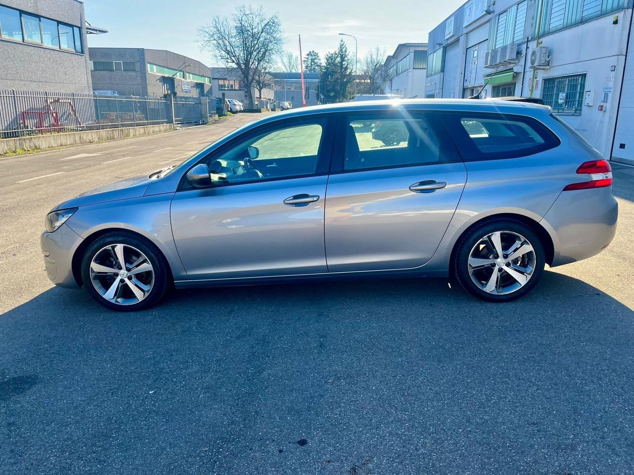Peugeot 308 BlueHDi 150cv 2015 139.000km euro6 per neopatentati