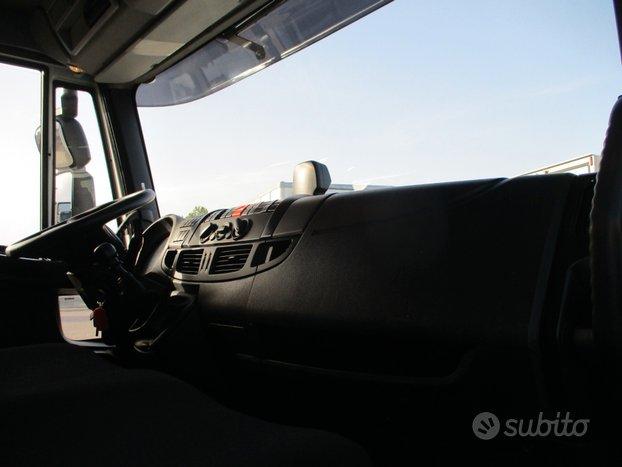 Iveco EUROCARGO 75-21 210CV E6 FURGONE 6M+PEDANA 2