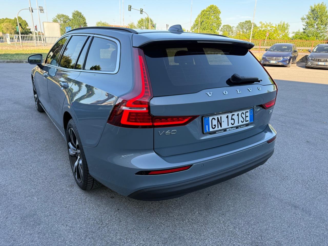 Volvo V60 B4 2.0 197 CV Automatico Core