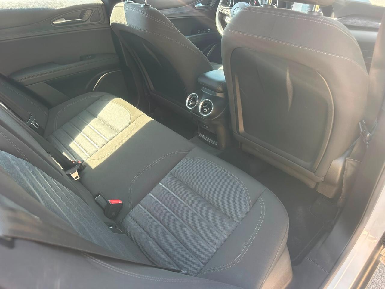 Alfa Romeo Stelvio 2.2 Turbodiesel 190 CV AT8 Q4 Business