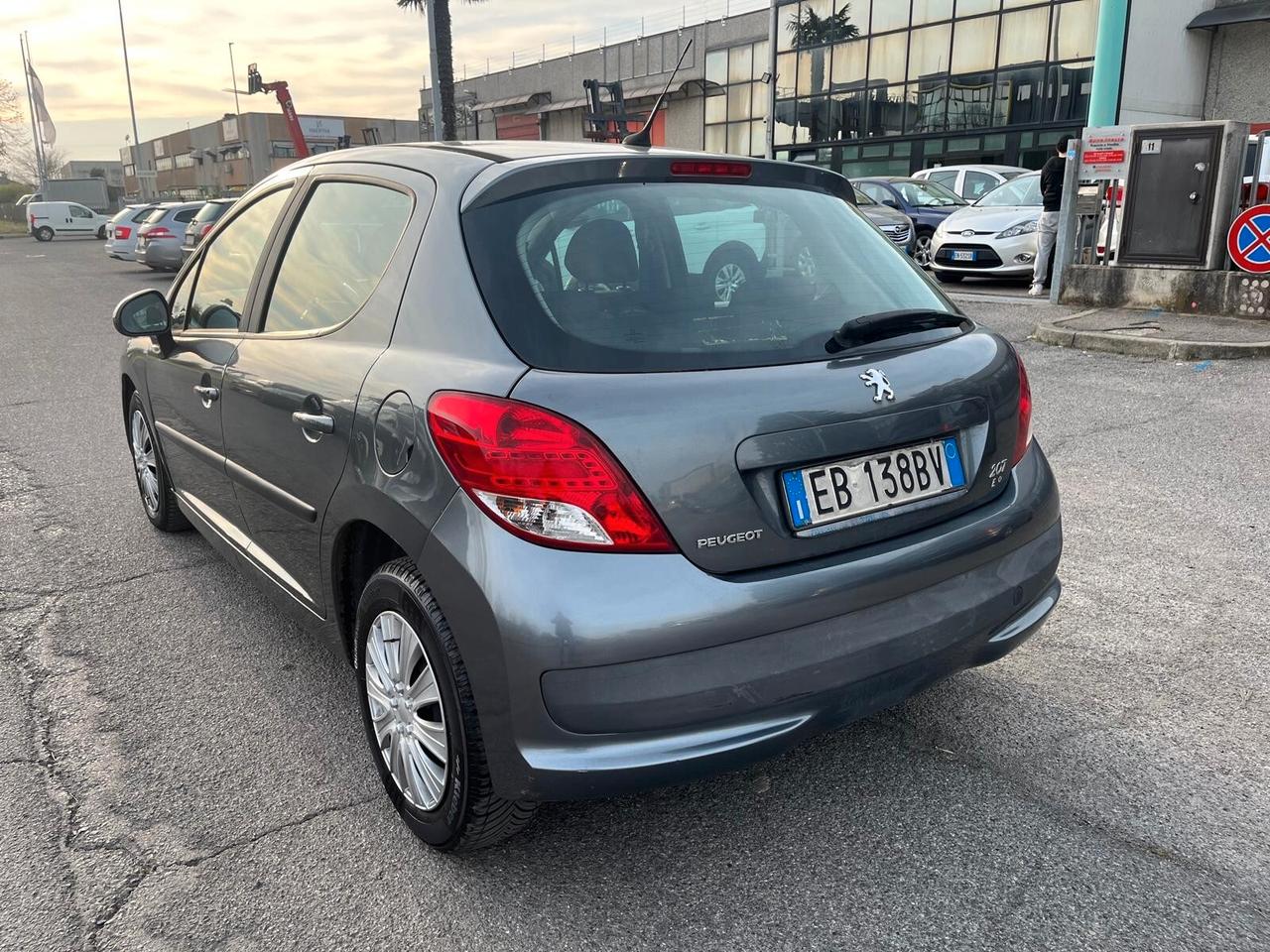 Peugeot 207 1.4 8V 75CV 3p. X Line ECO GPL