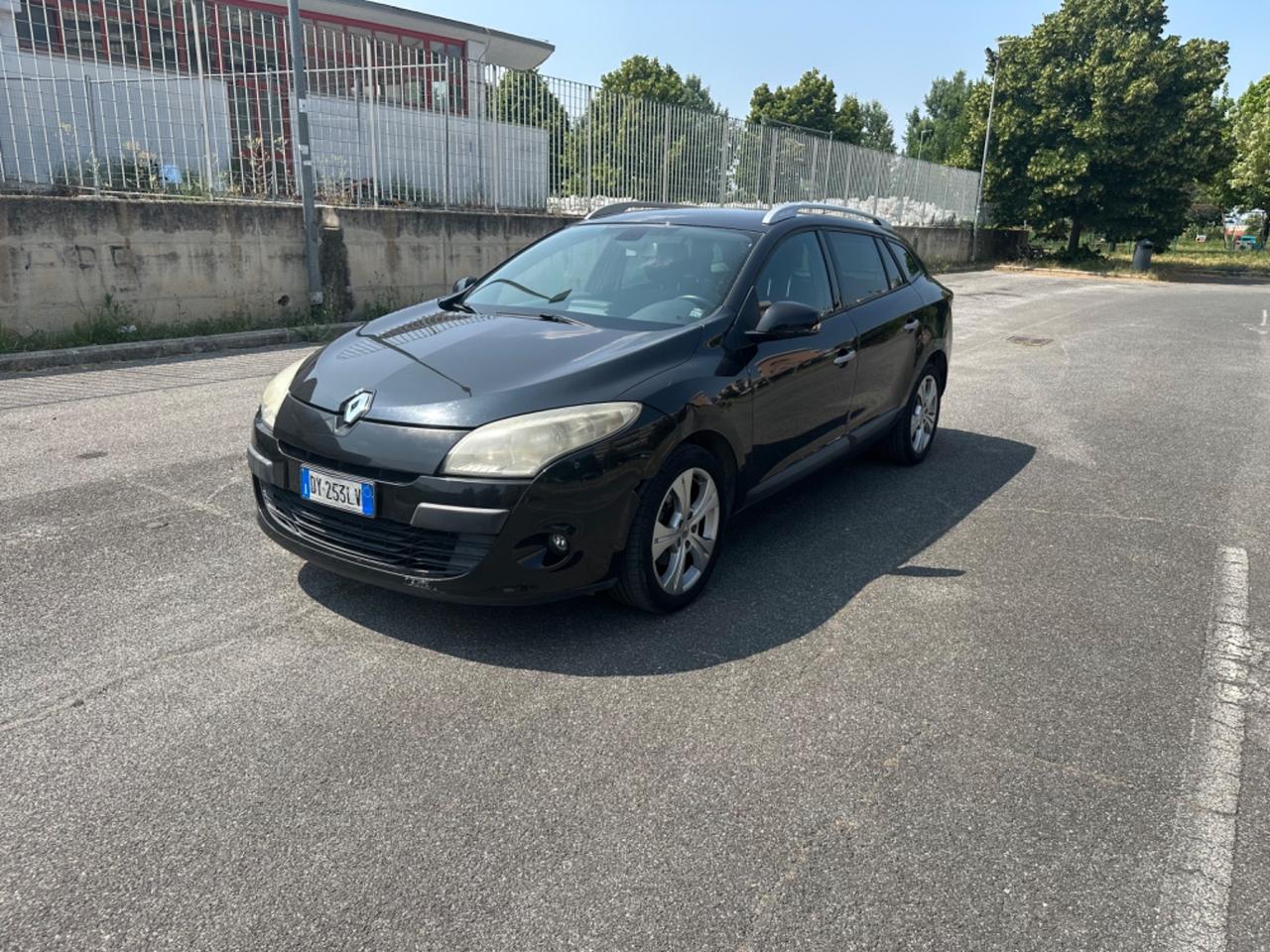 Renault Megane Mégane 1.5 dCi/105CV Grandtour Serie Speciale