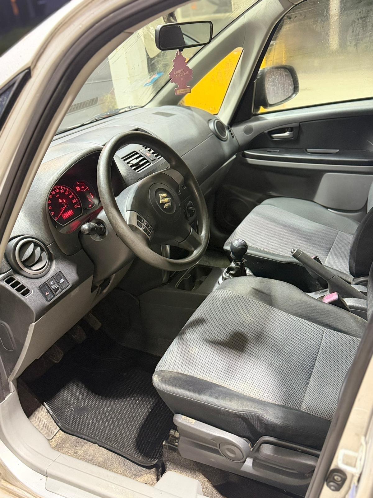 Suzuki SX4 1.6 DDiS 16V Urban Line