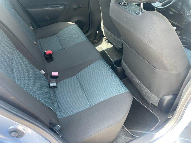 TOYOTA Yaris 1.0 BENZ 69 CV 5 porte Lounge OK NEOPATENTATI