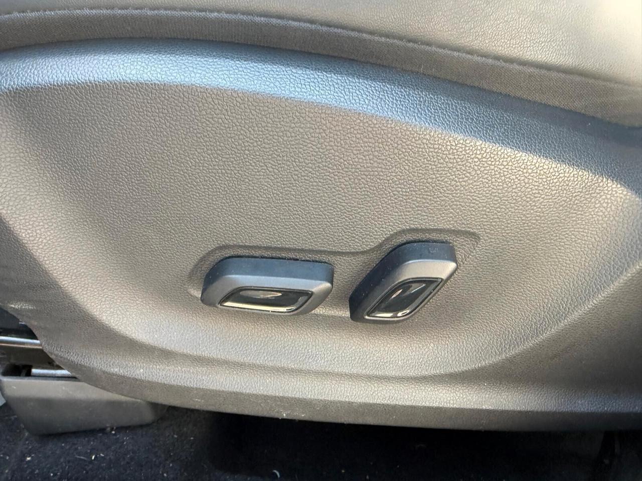 MG ZS 2024 1.5 BENZINA 106CV LUXURY
