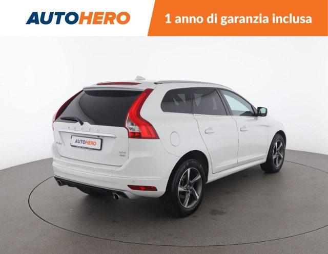 VOLVO XC60 D4 AWD Geartronic R-design Momentum