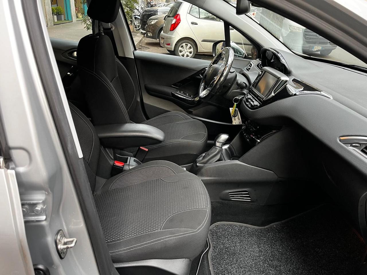 Peugeot 208 BlueHDi 75 5 porte Allure