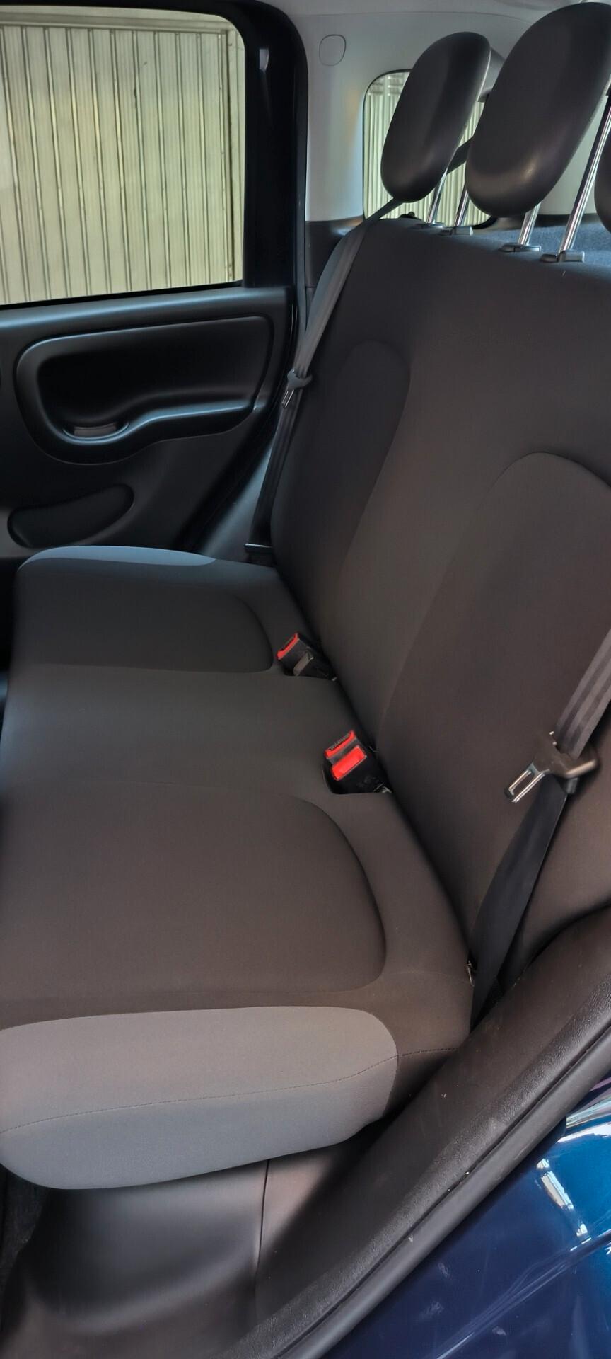 Fiat Panda 1.0 FireFly S&S Hybrid passaggio in omaggio per luglio