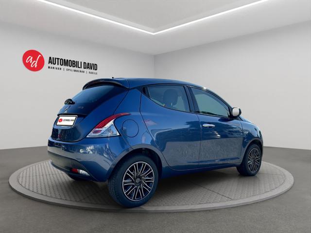 LANCIA Ypsilon 1.0 FireFly 5 porte S&S Hybrid Silver Plus