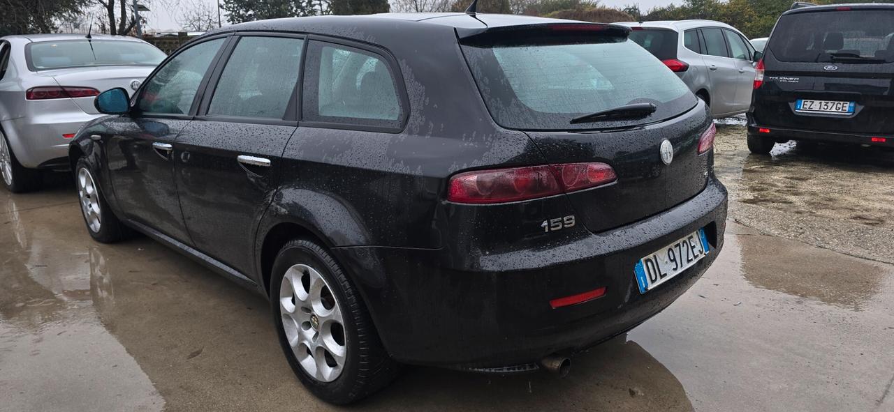 Alfa 159 tutta apena revisionata e batteria nuova