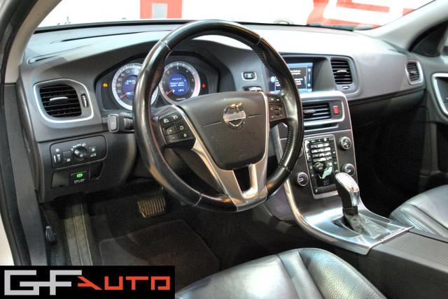 Volvo V60 V60 I 2010 2. R-design * INTERNI IN PELLE *