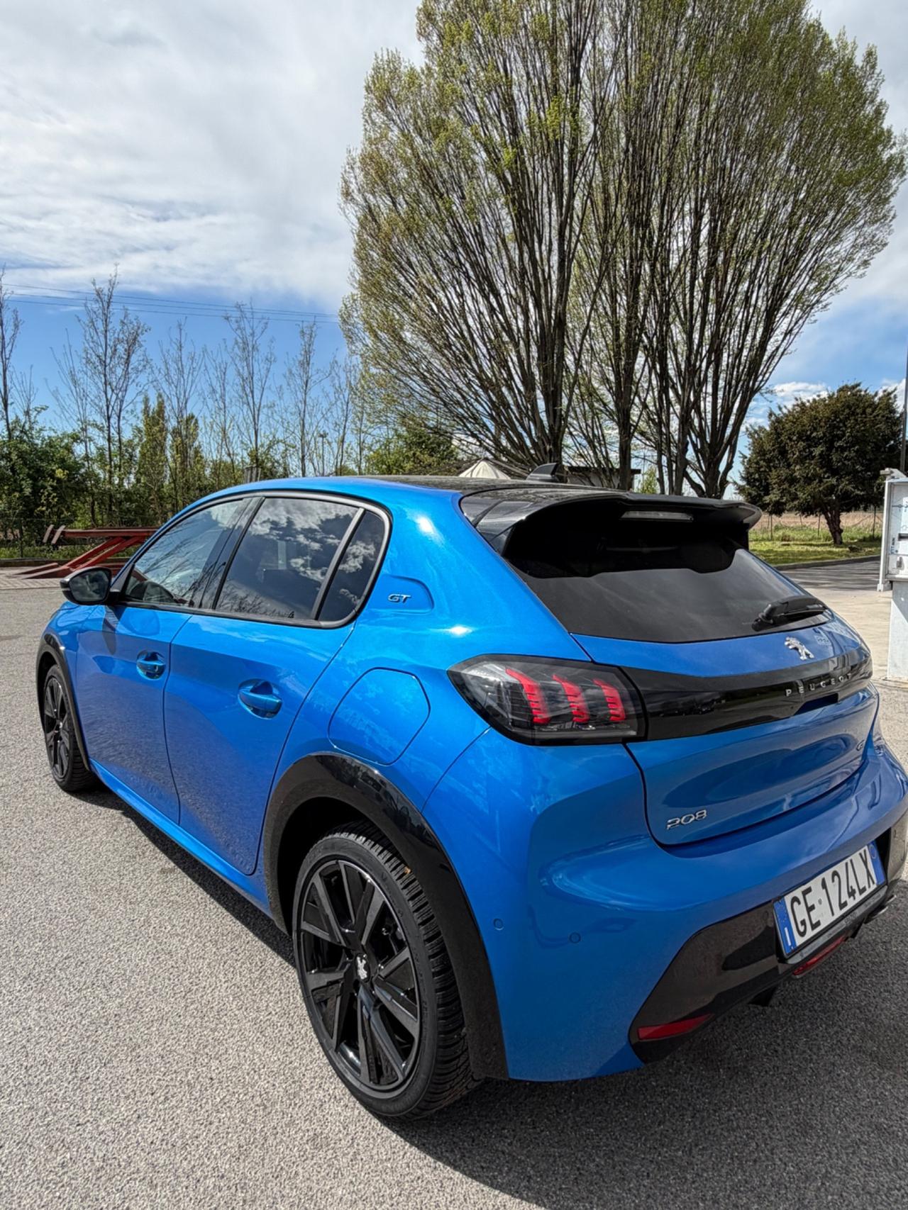 Peugeot 208 PureTech 130 Stop&Start EAT8 5 porte GT Pack