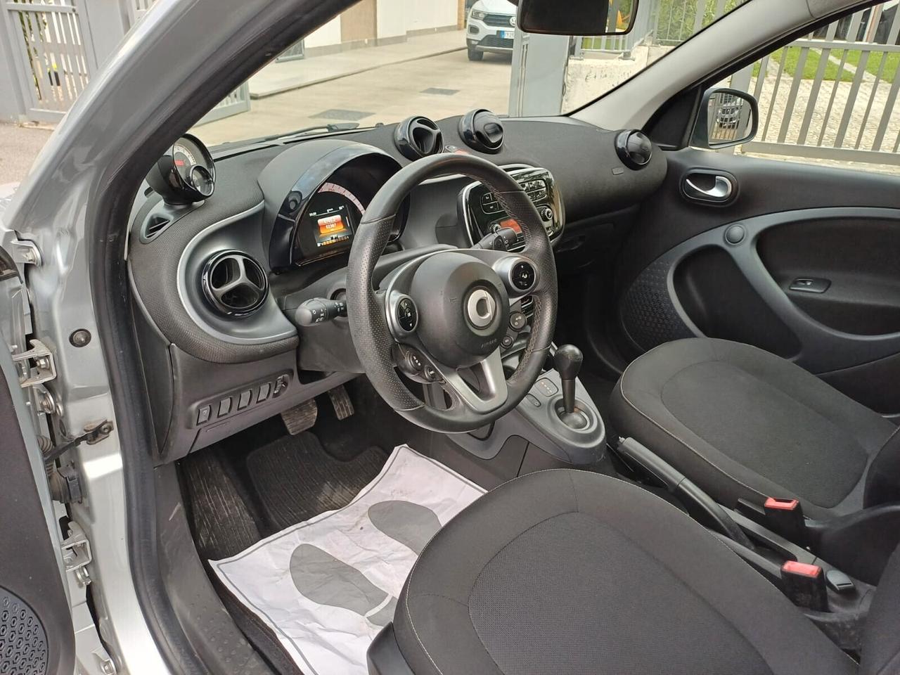 Smart ForFour 70 1.0 twinamic Passion SI NEOPATENTATI