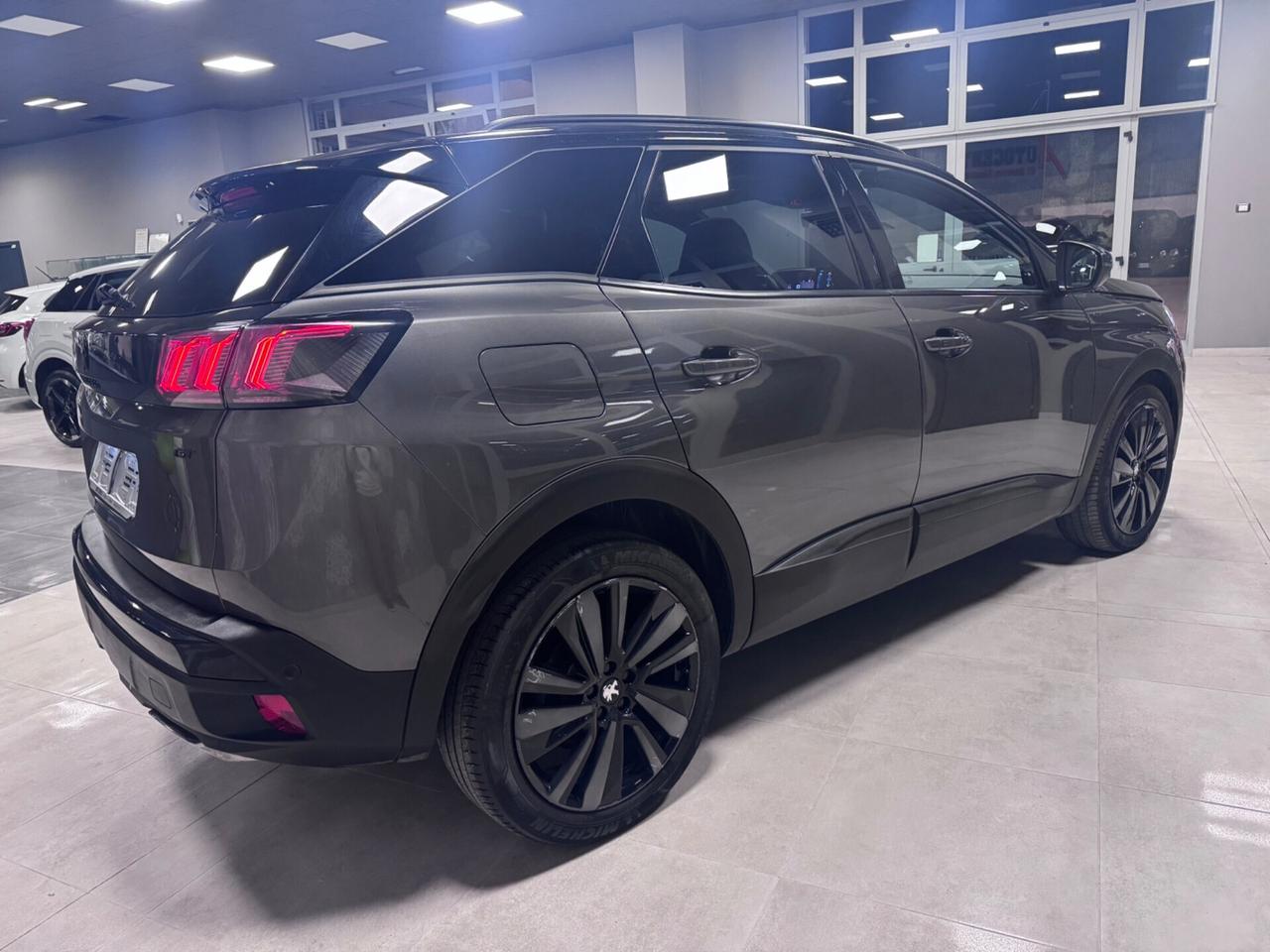 PEUGEOT 3008 MY2022 GTLINE TETTO APRIBILE 1.5 HDI130CV AT8