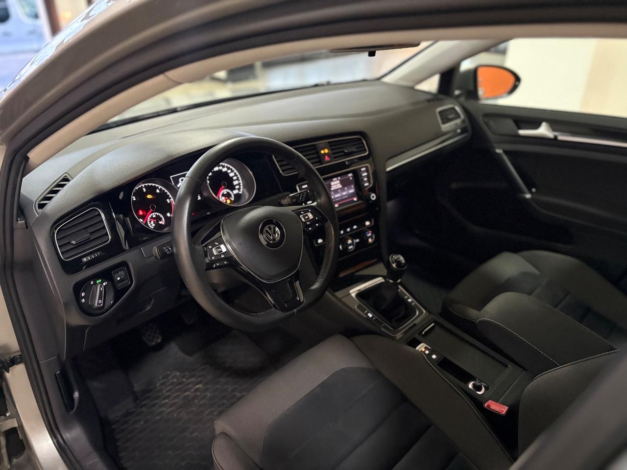 Volkswagen Golf 1.6 TDI 5p. Highline BlueMotion Technology