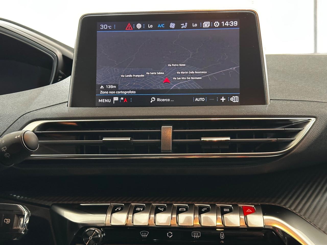 Peugeot 3008 BlueHDi 130 S&S EAT8 Business