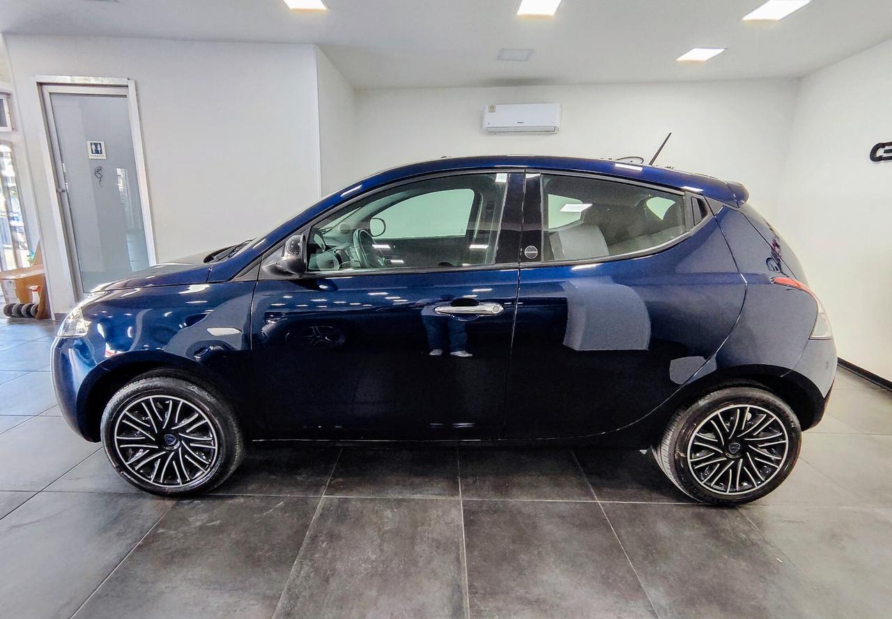 Lancia Ypsilon 1.0 5 porte Hybrid Ecochic Gold UNICO PROPRIETARIO