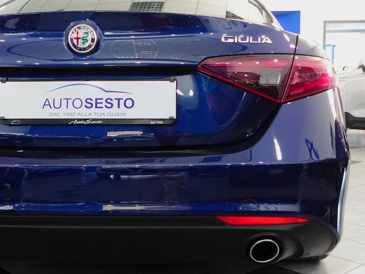 Alfa Romeo Giulia 2.2 MJT 180 CV AT8 SUPER