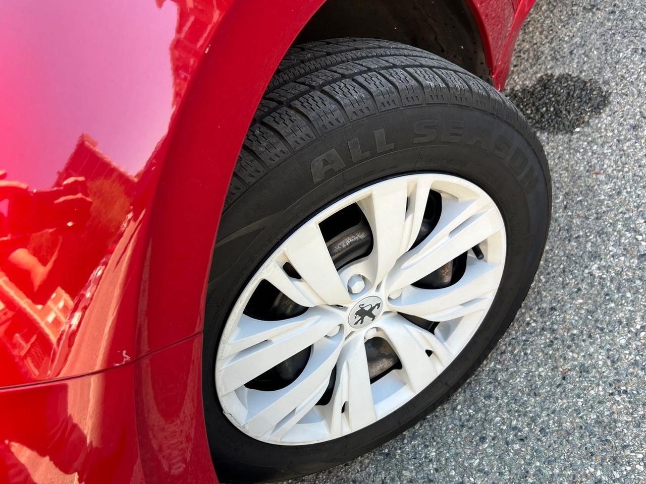 Peugeot 208 1.0 VTi 68 CV #50024