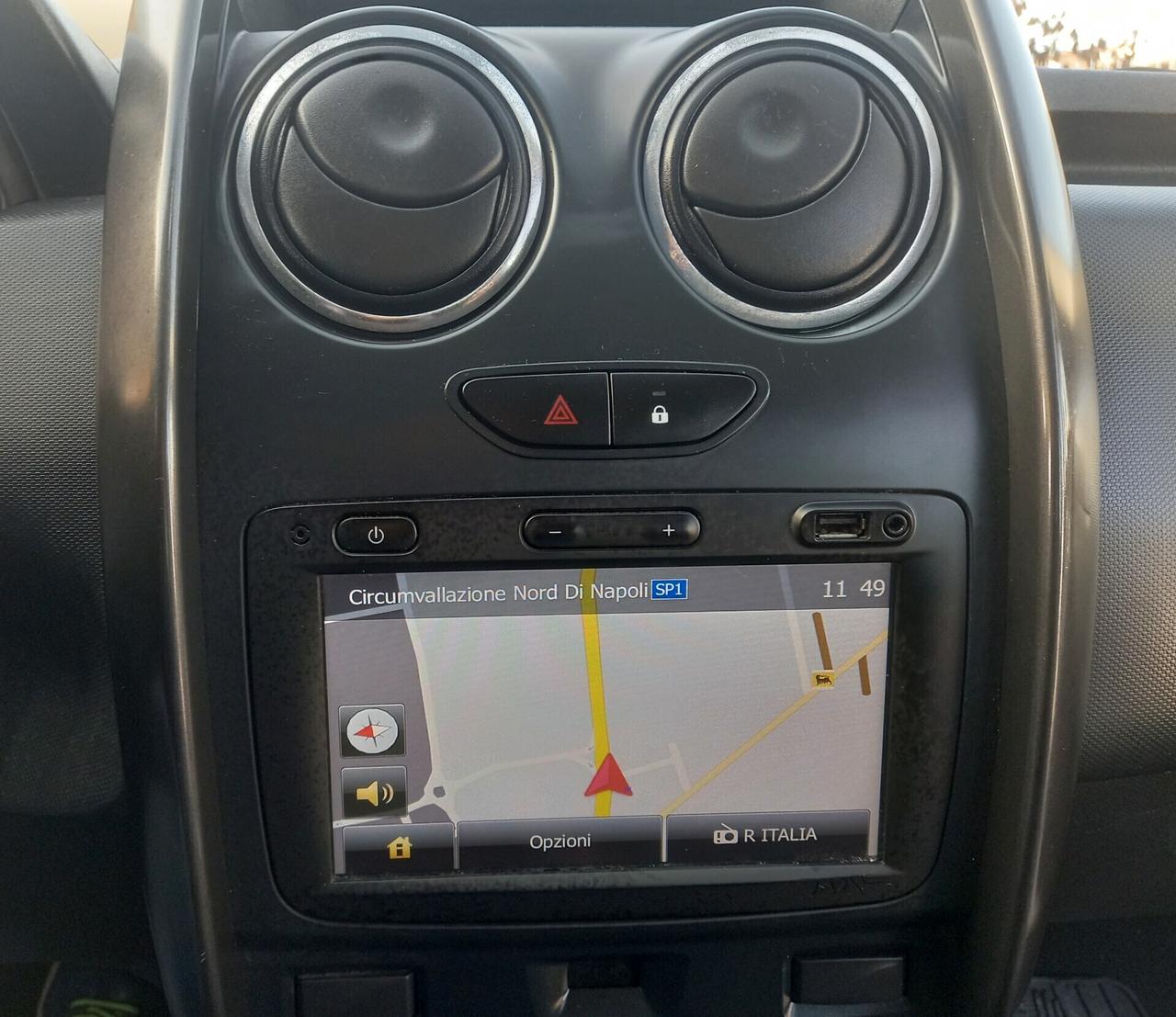 Dacia Duster 1.6 Gpl di Serie 105CV 4x2 Lauréate