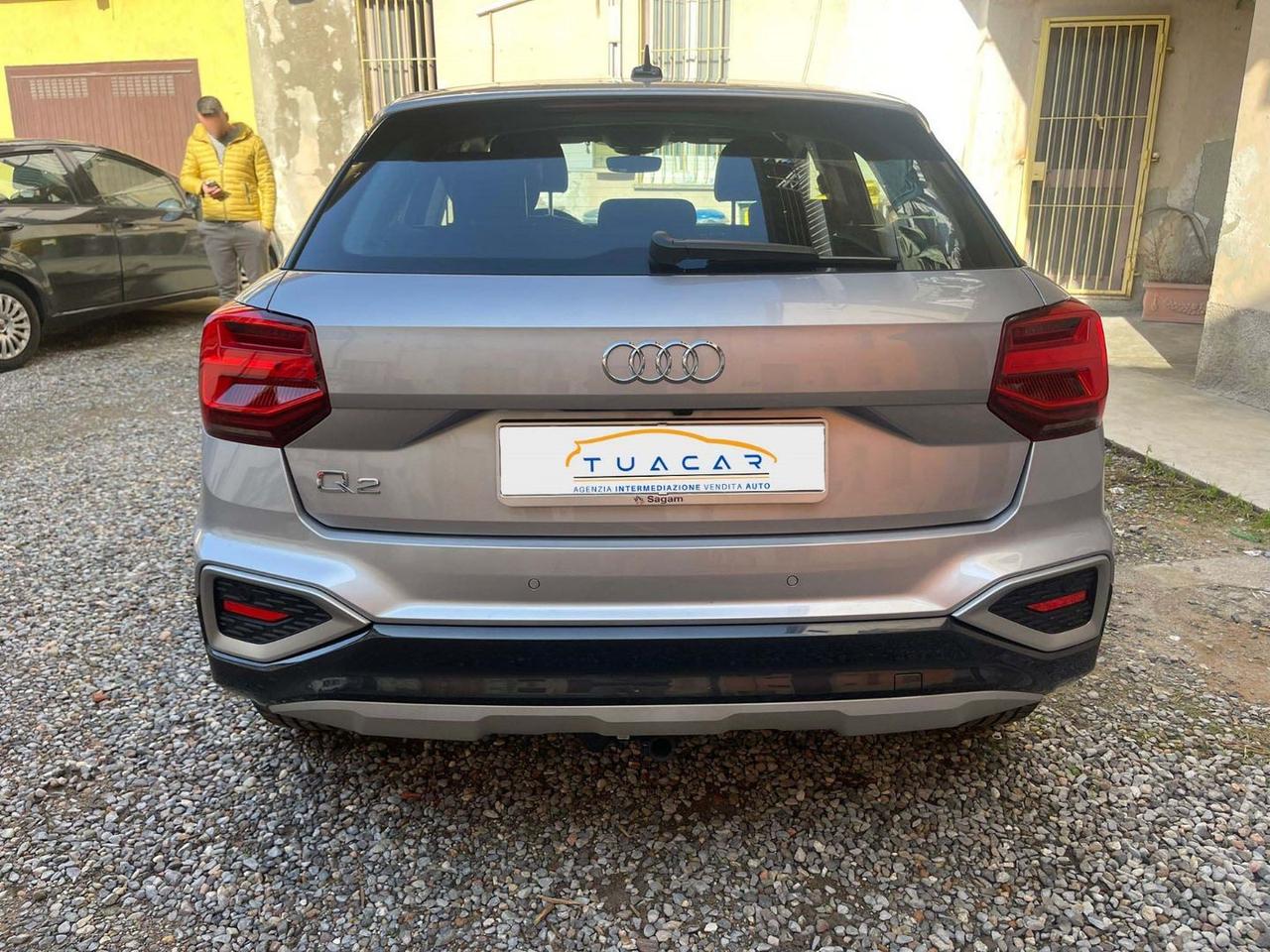 Audi Q2 Business Advanced