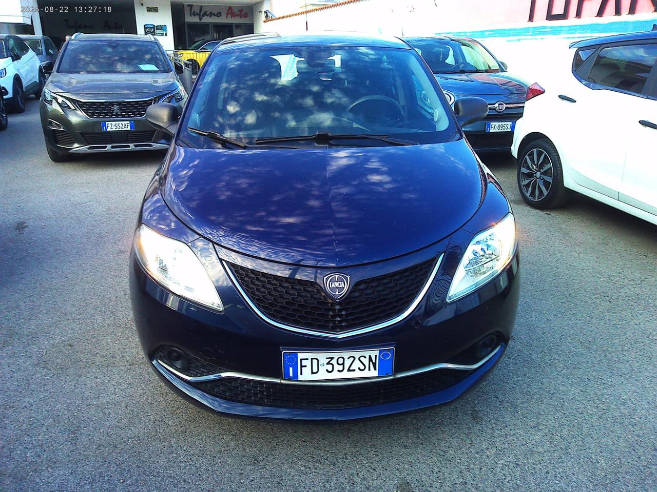 Lancia Ypsilon 1.2 69 CV 5 porte GPL Ecochic Silver