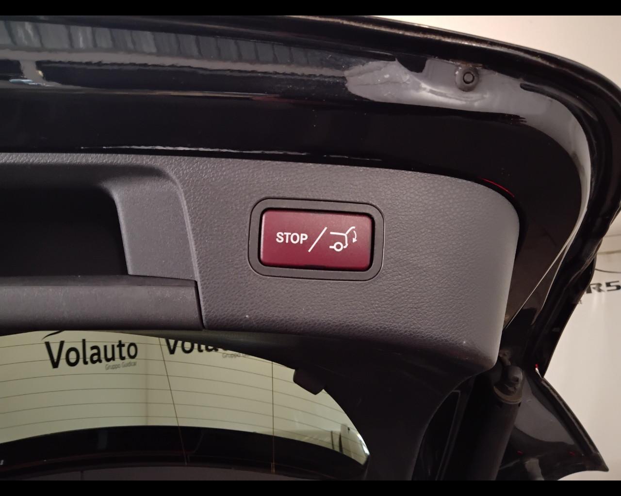 Mercedes-Benz GLA-X156 2017 - GLA 200 d Night Edition auto