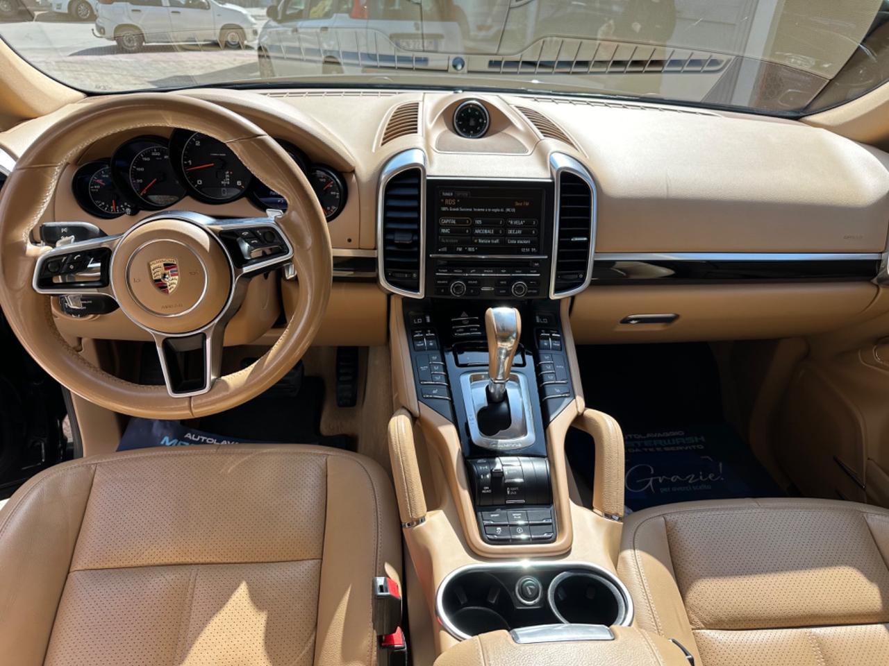 Porsche Cayenne 3.0 Diesel Tetto Pelle Platinum 2015