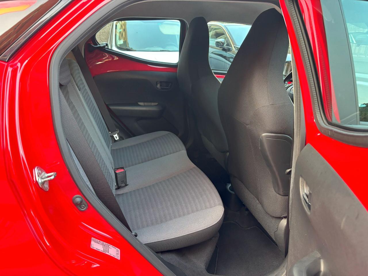 Toyota Aygo Connect 1.0 VVT-i 72 CV x-clusiv PREZZO REALE