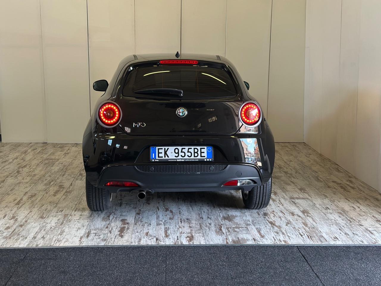 Alfa Romeo MiTo 1.3 JTDm-2 95 CV S&S Distinctive Sport Pack