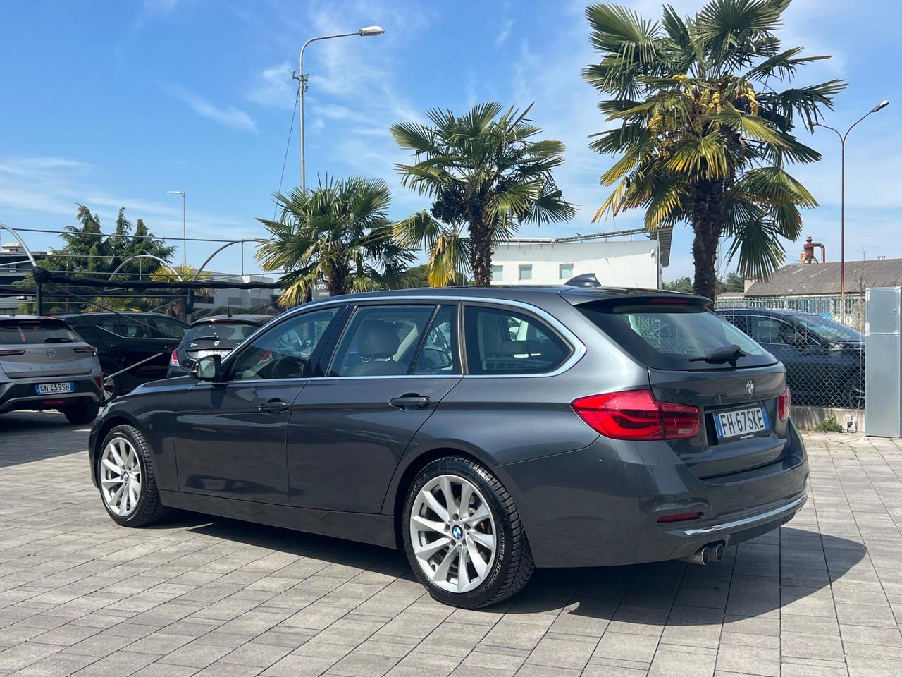Bmw 320d Touring Luxury Tenuta molto Bene