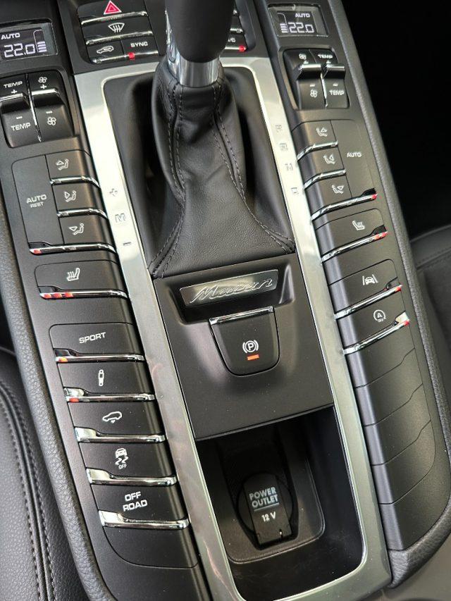 PORSCHE Macan 2.0 PDK - 20" - Tetto - Telecamera - Scarichi-PASM