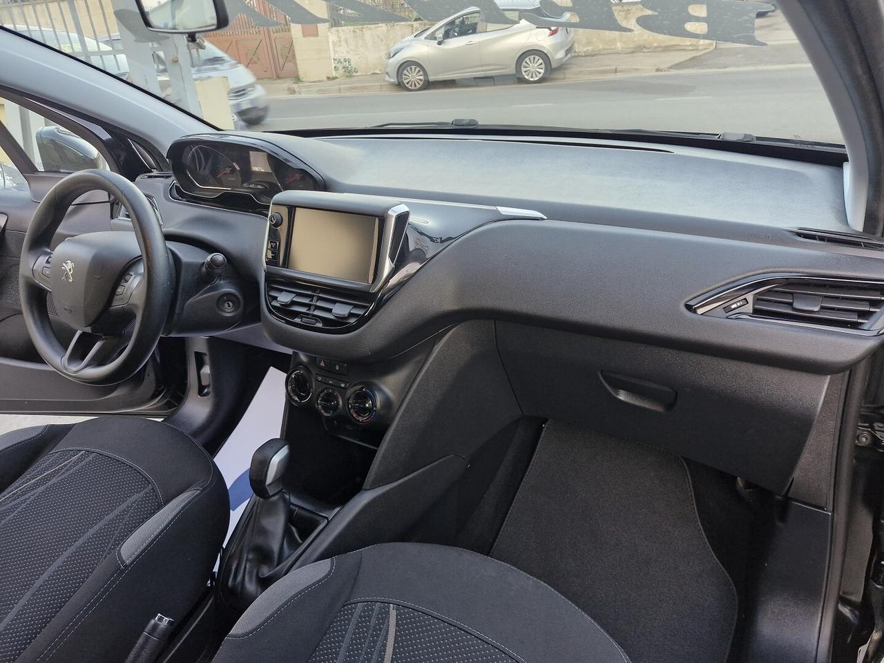 PEUGEOT 208 1.2 VTi 82 CV ALLURE BENZINA 130000KM