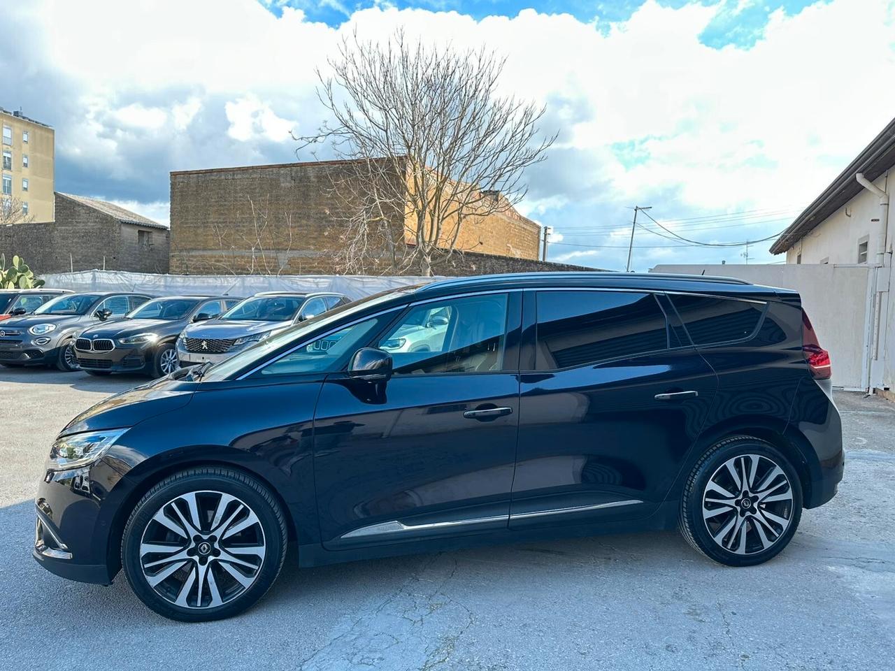 Renault Grand Scenic dCi Initiale Paris 120 cv - 2021