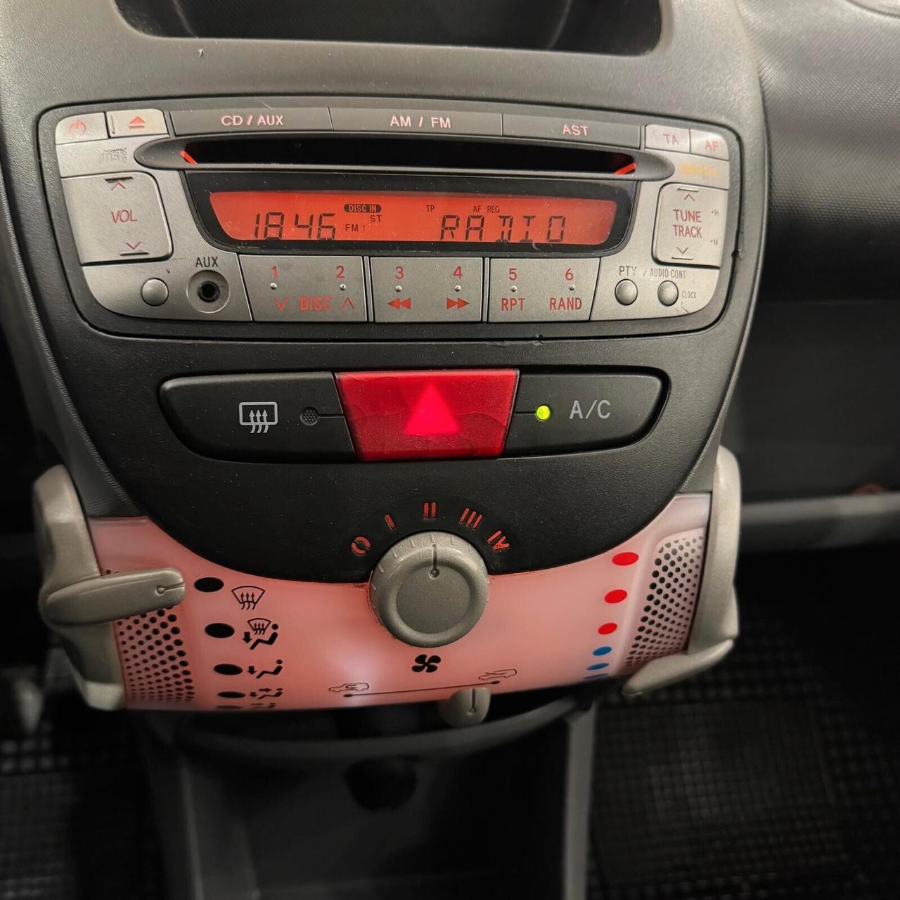 Peugeot 107 1.0 68CV 5p. Allure SOLO 137000KM