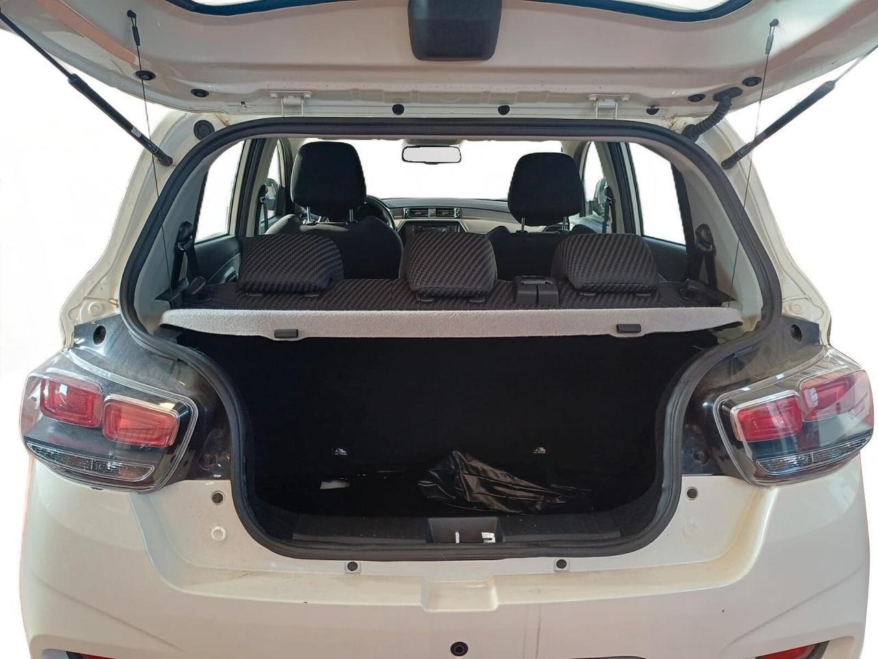 Mahindra KUV100 1.2 VVT K6+ | da €160 al mese