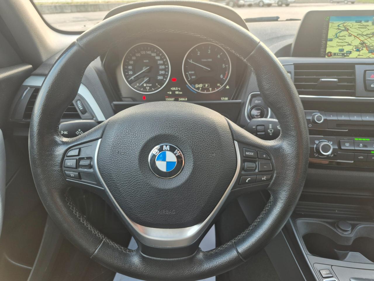 Bmw 116 116d 5p. Efficient Dynamics Urban