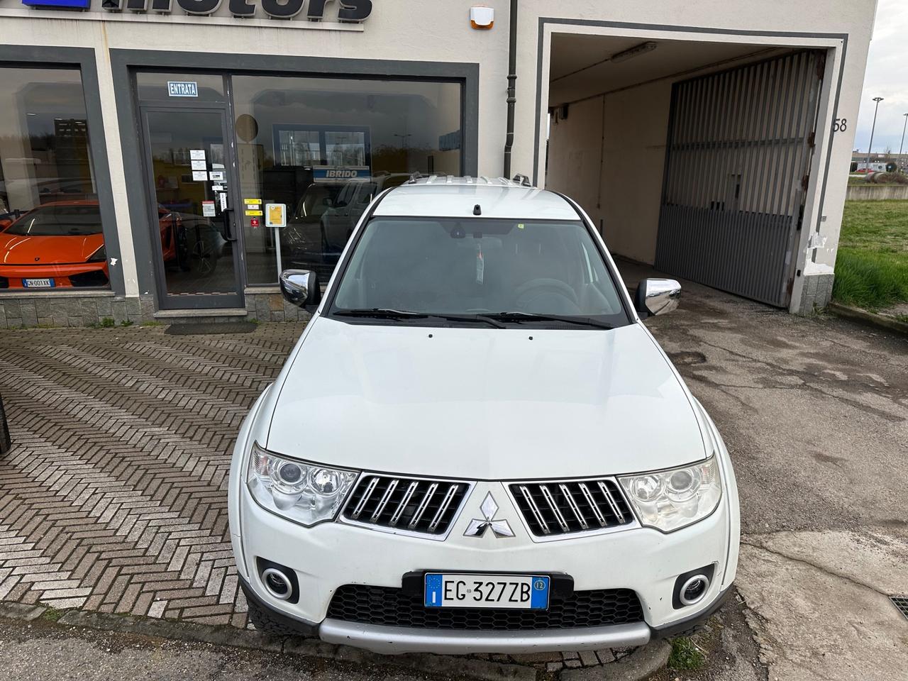 Mitsubishi L200 N1 2.5 DI-D/178CV DC Intense HARD TOP